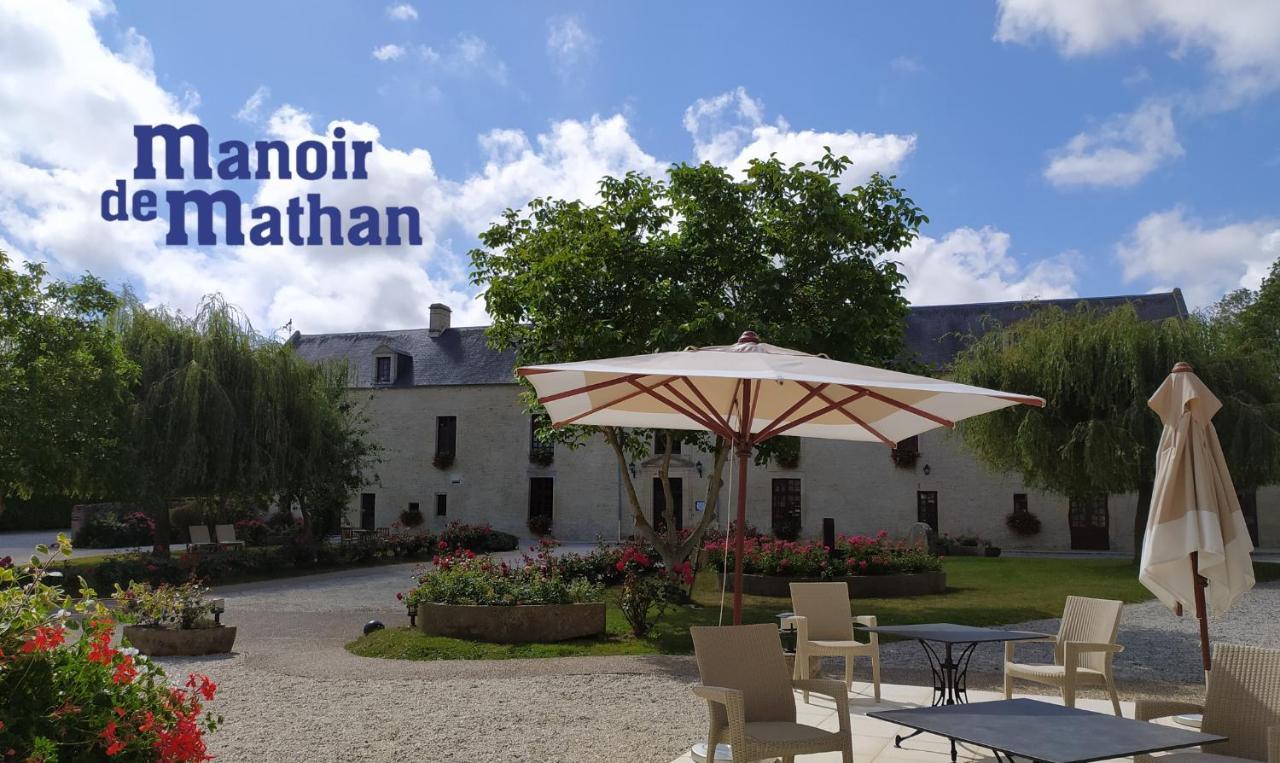 Hotel Le Manoir De Mathan Crepon A La Campagne 5 Mn D'Arromanches Et 10 Mn De Bayeux Exterior photo