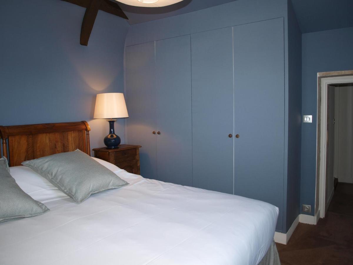 Hotel Le Manoir De Mathan Crepon A La Campagne 5 Mn D'Arromanches Et 10 Mn De Bayeux Exterior photo